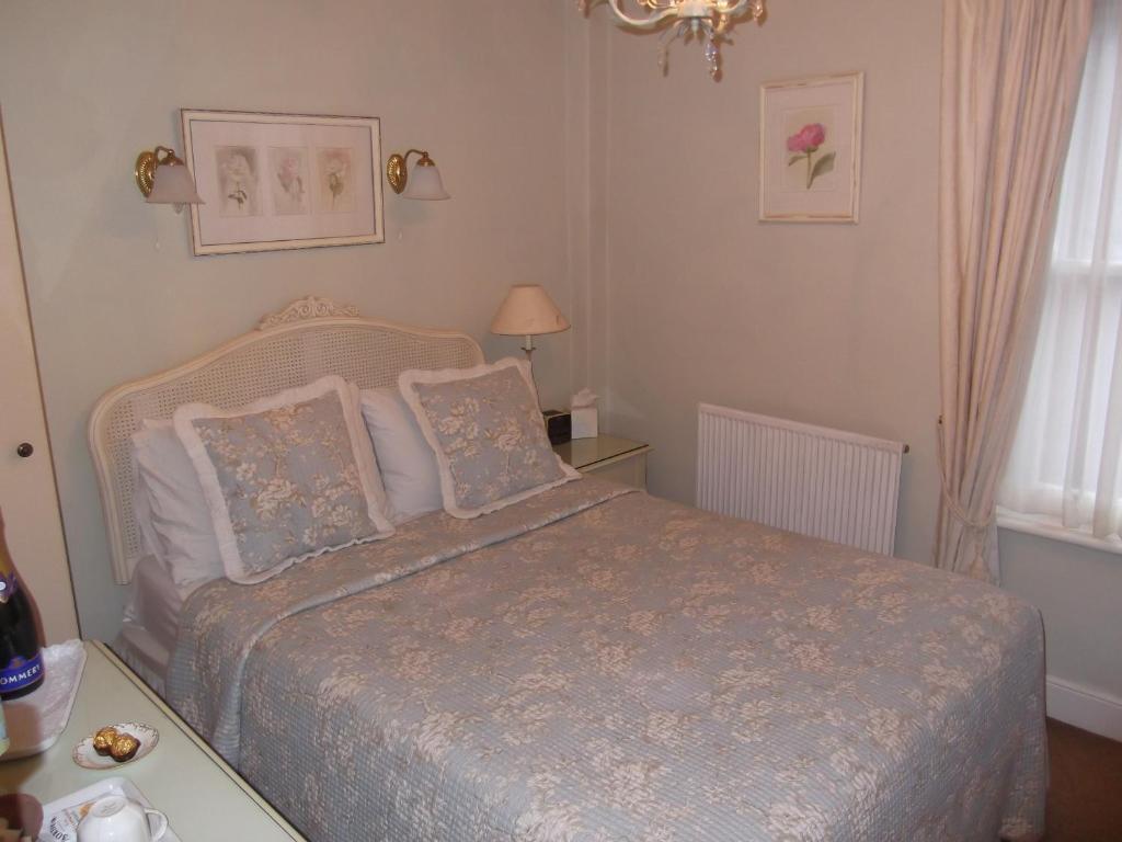 Hotel Courtland Stratford-upon-Avon Habitación foto