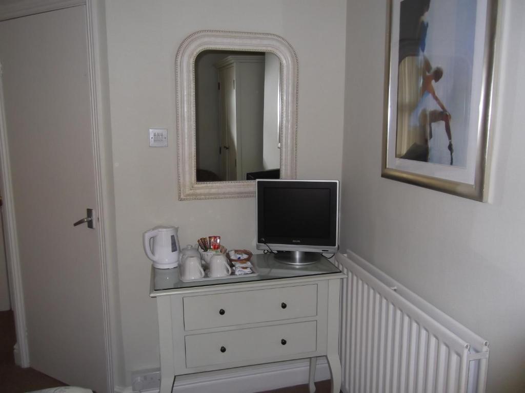 Hotel Courtland Stratford-upon-Avon Habitación foto